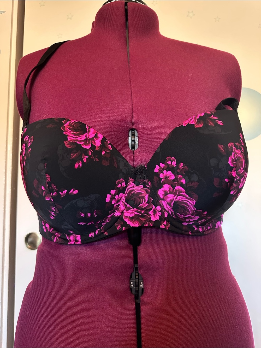 Torrid Curve Convertible Women's Floral Underwire Strapless Bra - Pink on Black